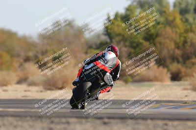 media/Dec-18-2022-SoCal Trackdays (Sun) [[8099a50955]]/Turn 7 Backside (1125am)/